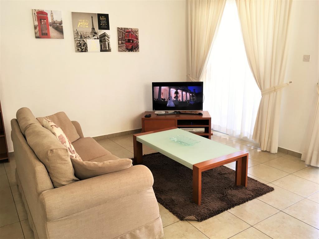 Diana Gardens Lägenhet Paphos Exteriör bild