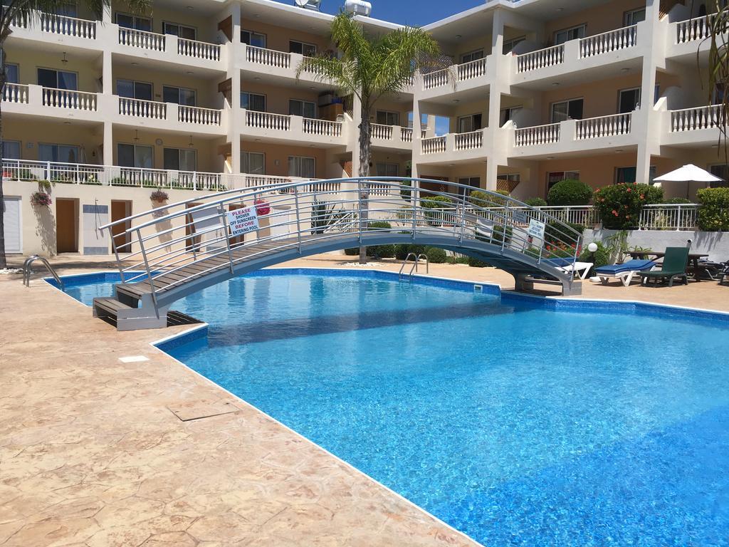 Diana Gardens Lägenhet Paphos Exteriör bild
