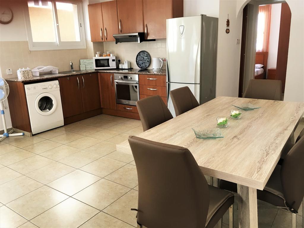 Diana Gardens Lägenhet Paphos Exteriör bild
